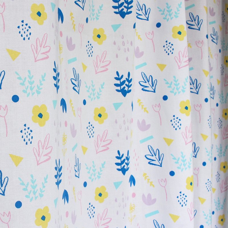 Made in korea Spring flower curtain home interior deco door curtain, 門簾, 窗簾, のれん - 門簾/門牌 - 棉．麻 白色