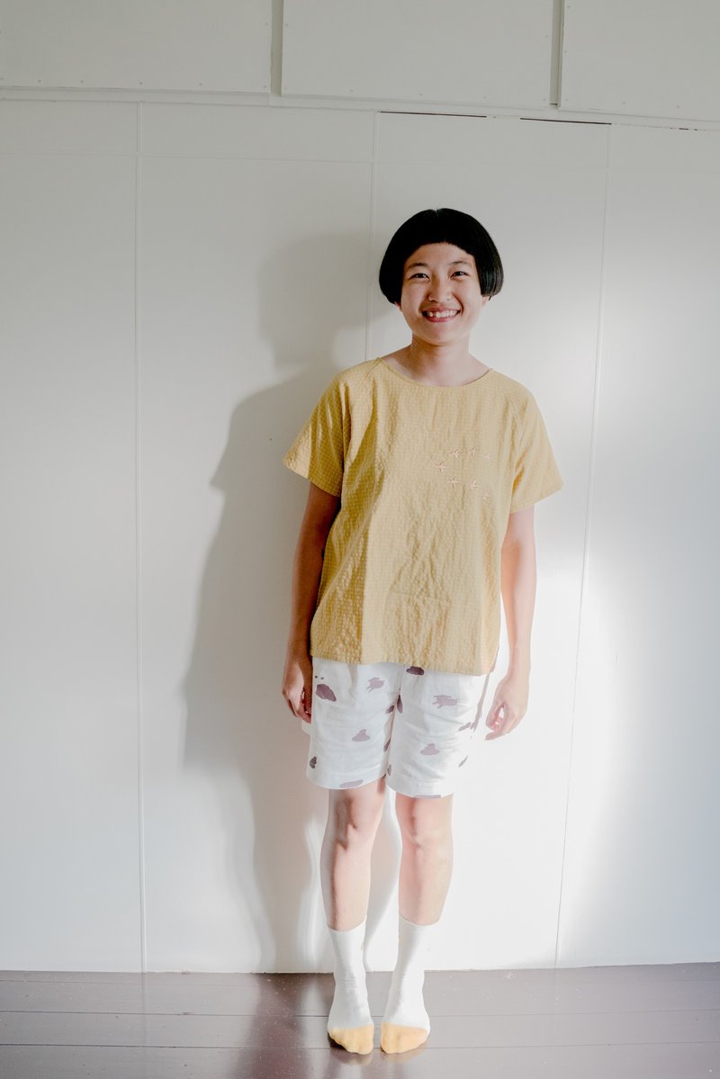 飛鳥 - 黃格子平織上衣 - 女 T 恤 - 棉．麻 黃色