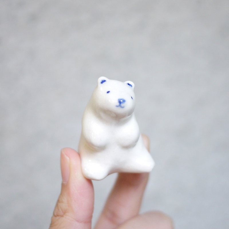 Wednesday水族館 北極熊 擺飾 寧靜藍 - 擺飾/家飾品 - 瓷 白色