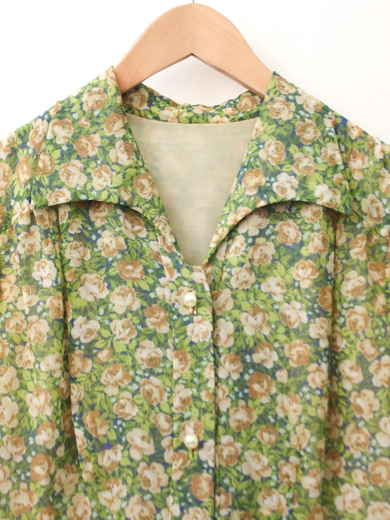 70s retro lapel green floral short-sleeved vintage dress VintageDress - ชุดเดรส - เส้นใยสังเคราะห์ สีเขียว