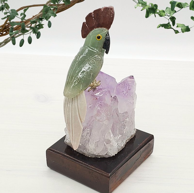 Crystal Parrot Wishes Manifestation*from Brazilian Handicrafts Healing Crystal Bird*p6 Amethyst Cluster - ของวางตกแต่ง - คริสตัล หลากหลายสี