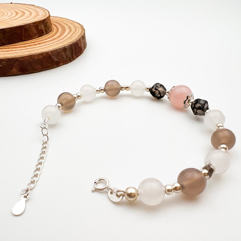 Spring Blossoms | Gentle Color Natural Crystal Bracelet Gray White Onyx Ink Onyx Pink Crystal 925 Silver - สร้อยข้อมือ - หิน สีเทา