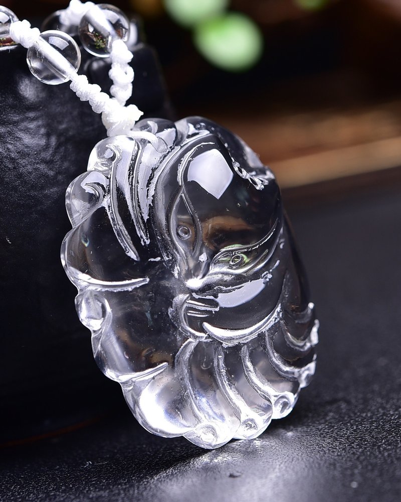 天然白水晶圓九尾狐吊墜  搭配白水晶圓珠兩項鏈 防小人 雕工精湛 - 項鍊 - 水晶 