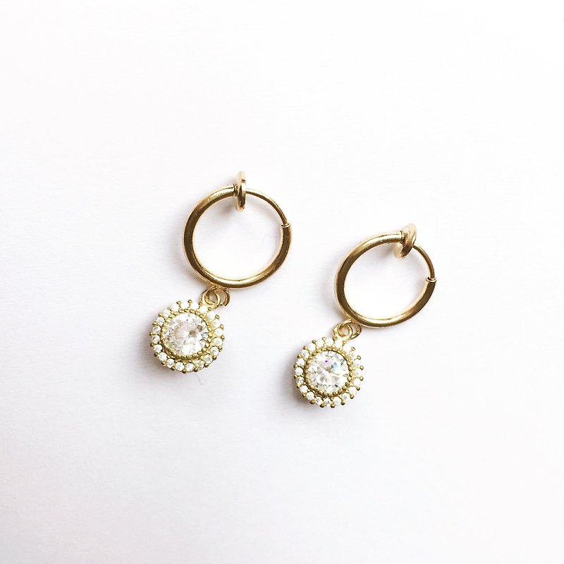 Round Swarovski Diamond Bracelet - Earrings & Clip-ons - Other Metals White