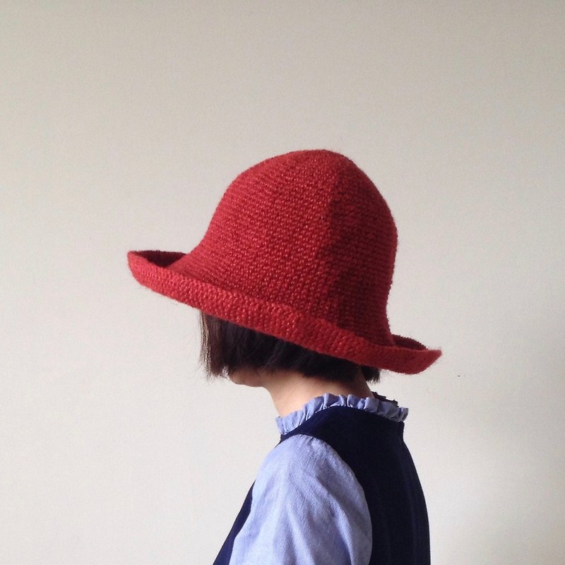 Woven Fabric - Hand Knitting Twist Weaving Wide Canopy Sunshade - Coffee Bean - หมวก - ผ้าฝ้าย/ผ้าลินิน สีแดง