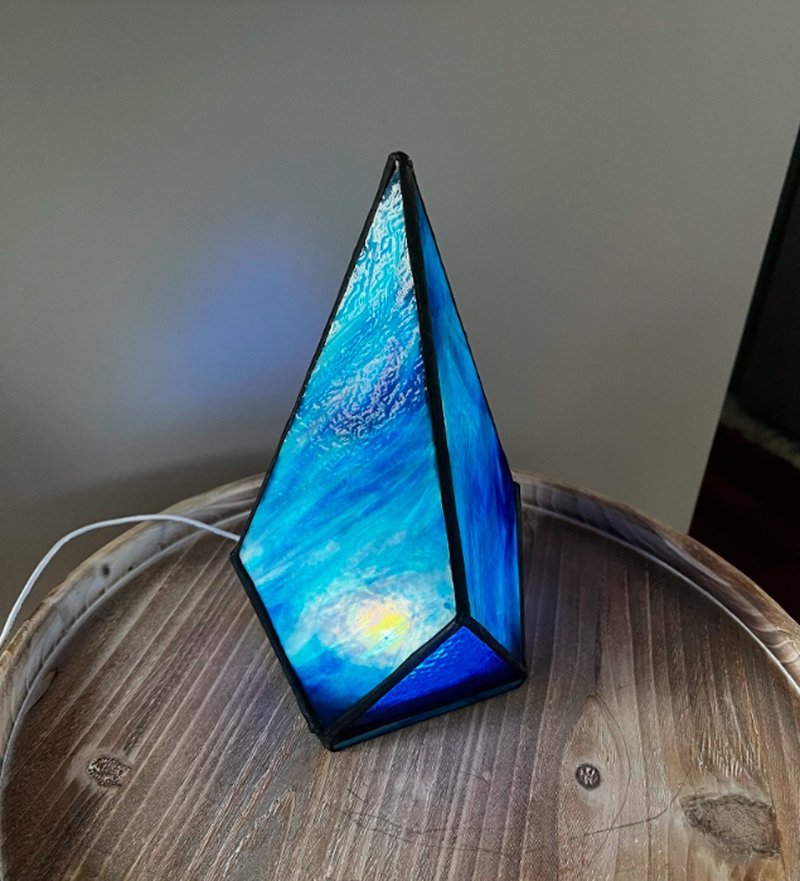 Digital drawing for printing  Stained glass  tabletop lamp - 圖文模板設計 - 其他材質 