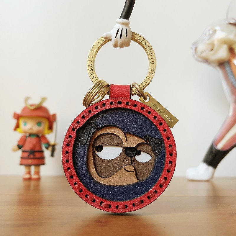 Pug dog original design cowhide keychain pendant couple birthday gift for boyfriend and girlfriend customized gifts - ที่ห้อยกุญแจ - หนังแท้ สีแดง