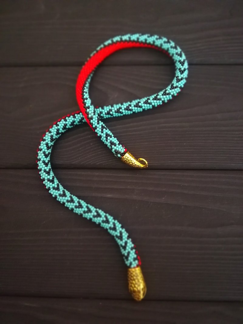 Striped Snake Necklace , Beaded Crochet Necklace , Ouroboros jewelry - สร้อยคอ - แก้ว หลากหลายสี