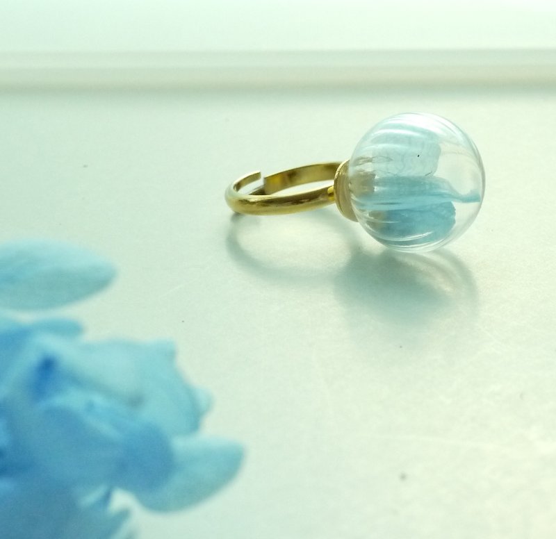 Amaranth geometric circular beads glass beads handmade original opening Ring Ring meson Jewelry Beads Ball Ring baby blue Free Shipping - แหวนทั่วไป - วัสดุอื่นๆ สีน้ำเงิน