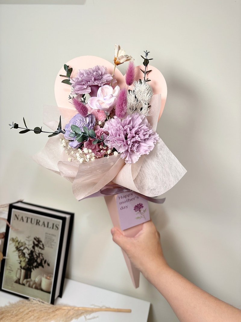 母親節 愛心手提康乃馨花束-粉紫 - 乾花/永生花 - 植物．花 紫色