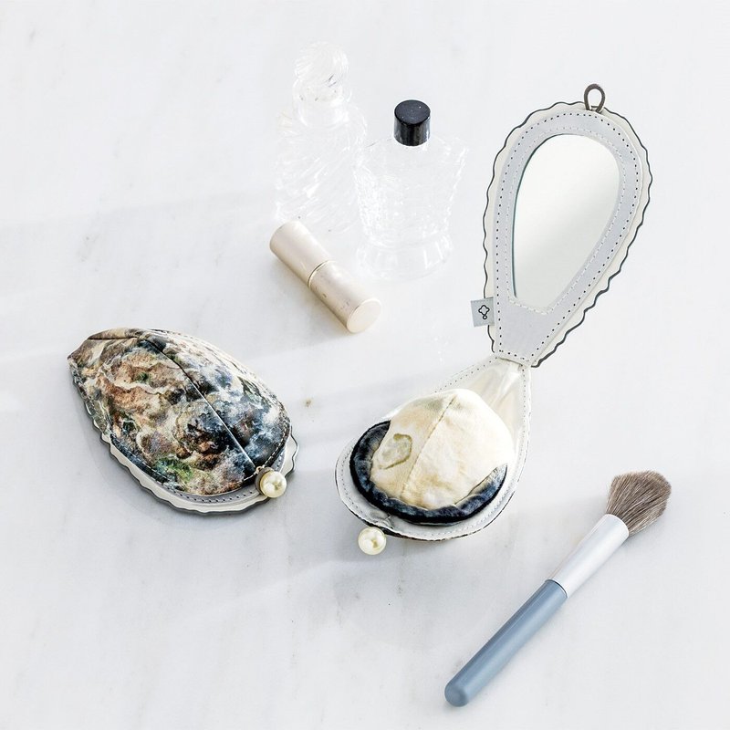 【YOU+MORE!】Super popular in Japan - replica oyster style cosmetic mirror set - อุปกรณ์แต่งหน้า/กระจก/หวี - แก้ว 