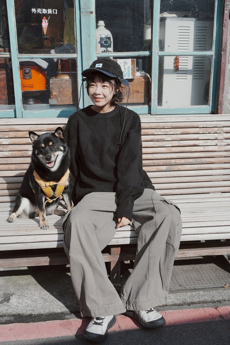 Château William Diamond Quilt Sweater - 2 Colors - Black - สเวตเตอร์ผู้หญิง - ผ้าฝ้าย/ผ้าลินิน สีดำ