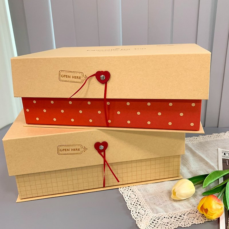 Leather Buckle Gift Box - XL-1 - กล่องของขวัญ - กระดาษ 