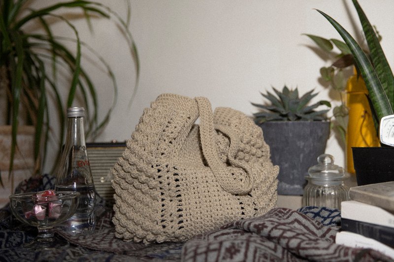 Crochet large-capacity handbag/ Khaki/Popcorn:L/SDODIO studio - กระเป๋าถือ - ผ้าฝ้าย/ผ้าลินิน 