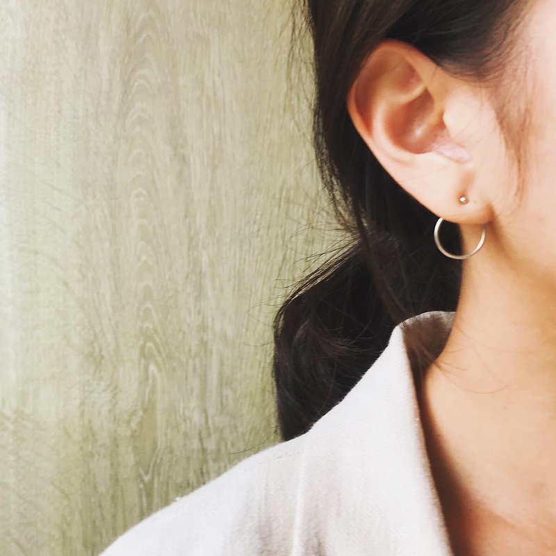 Simple and Multiple Ways to Wear Circle Earrings-925 Silver Earrings - ต่างหู - เงิน สีเงิน