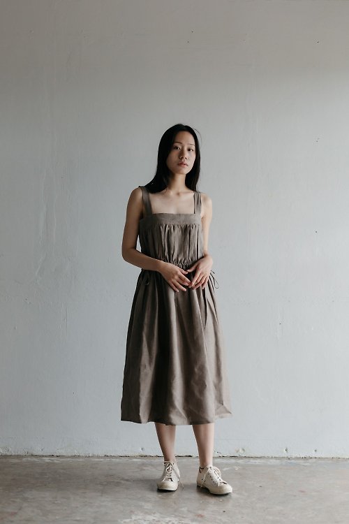 makersgonnamake 【Off-Season Sales】Line Overalls Dress in Khaki Chambray