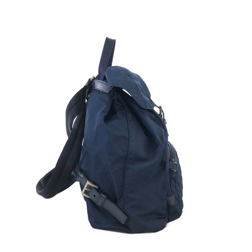 PRADA プラダ ナイロン トライアングルロゴ リュック バック ネイビー 日本直送 名牌中古包 】PRADA プラダ トライアングルロゴ