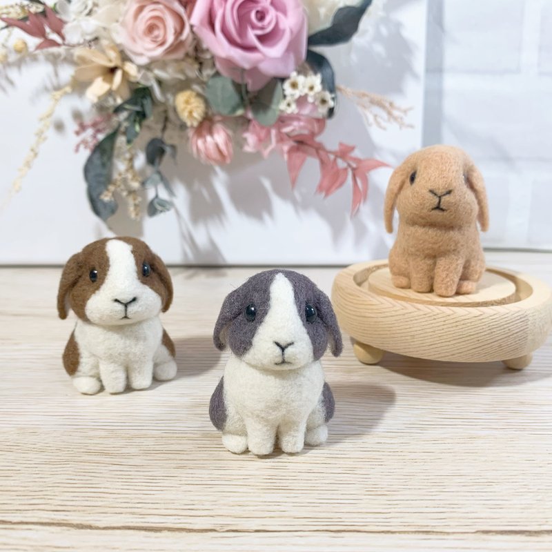 Big Head Rabbit - Rabbit Wool Felt Doll - ของวางตกแต่ง - ขนแกะ ขาว