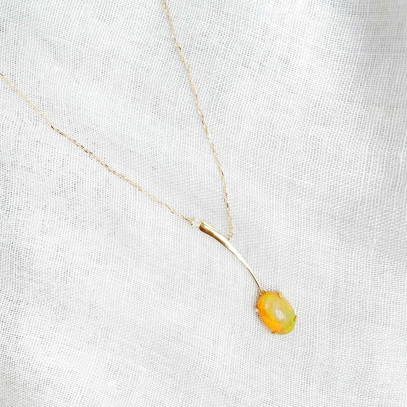Everyday Everyday Crystal Opal A Little Natural Diamond Yellow 18K Gold Necklace Light Jewelry - Necklaces - Diamond Yellow