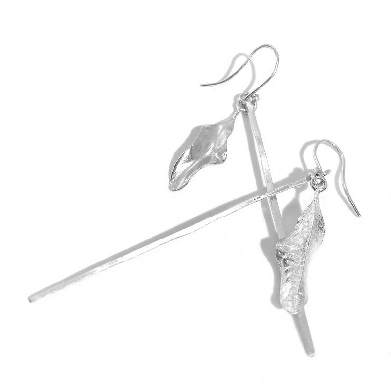 Fallen leaf-leaf line sterling silver earrings - Earrings & Clip-ons - Sterling Silver 