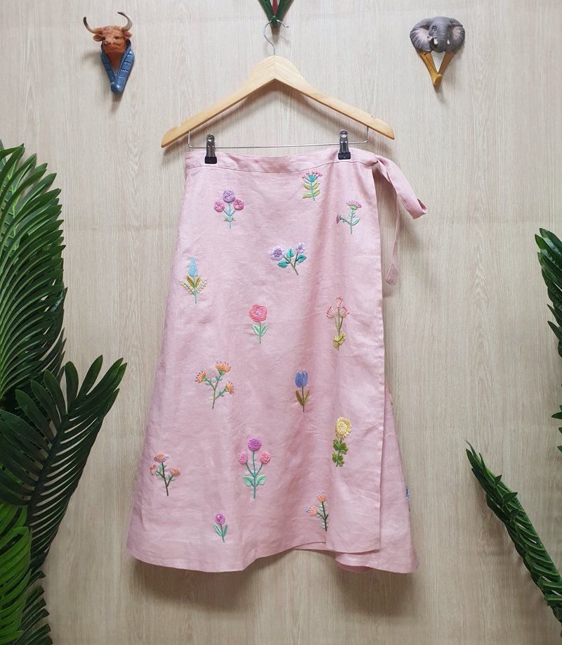 手工刺繡裹身裙、亞麻麵料、花卉圖案 - 裙子/長裙 - 繡線 粉紅色
