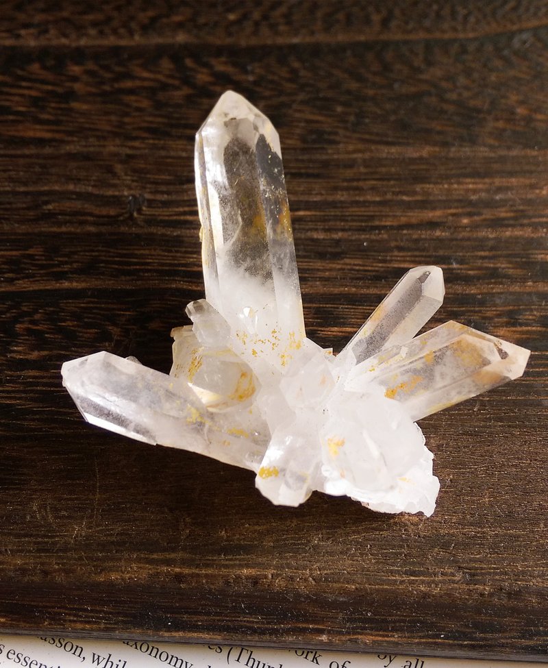 Crystal 四川產地 不規則晶簇 白水晶晶簇 天然礦石 原礦 - 擺飾/家飾品 - 其他材質 
