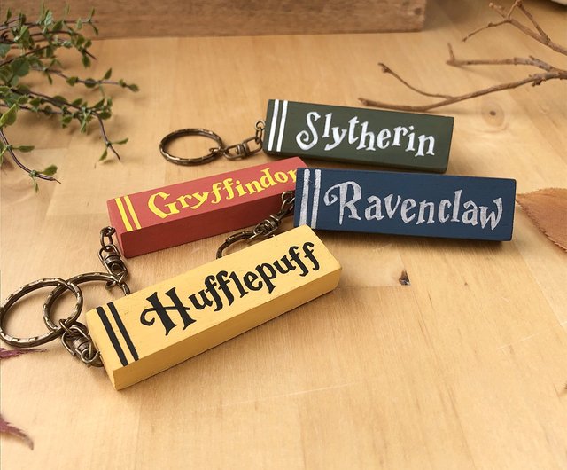 Ravenclaw House keychain - Boutique Harry Potter