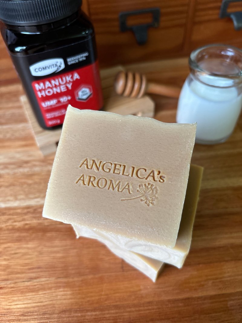 麥蘆卡蜂蜜羊奶皂 / Manuka Honey & Goat Milk Soap - 肥皂/手工皂 - 其他材質 金色