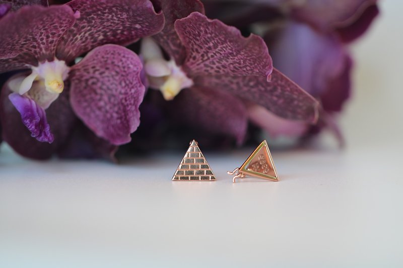 Pyramid top model earrings 4289 6395 attract wealth and get luck - 耳環/耳夾 - 純銀 銀色