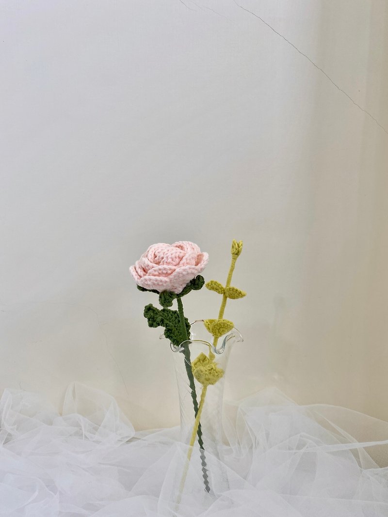 ZHII studio rose eucalyptus handmade bouquet handwoven flowers - Dried Flowers & Bouquets - Cotton & Hemp Pink