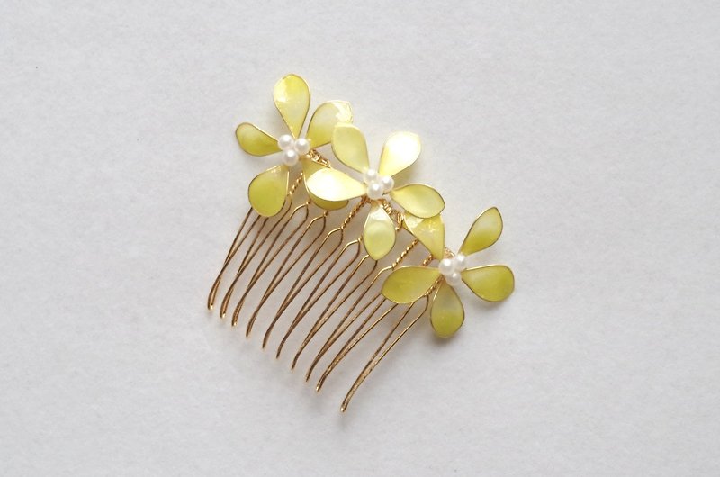 manicure flower comb lemon yellow - Hair Accessories - Other Materials Yellow
