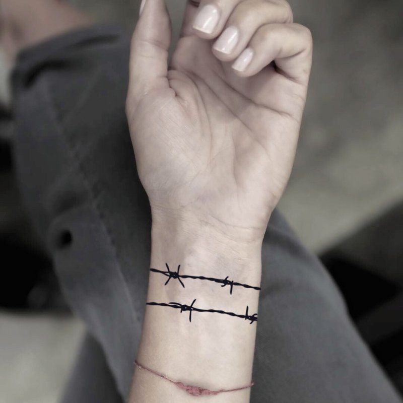 Barbed Wire Temporary Fake Tattoo Sticker (Set of 2) - OhMyTat - Temporary Tattoos - Paper Black