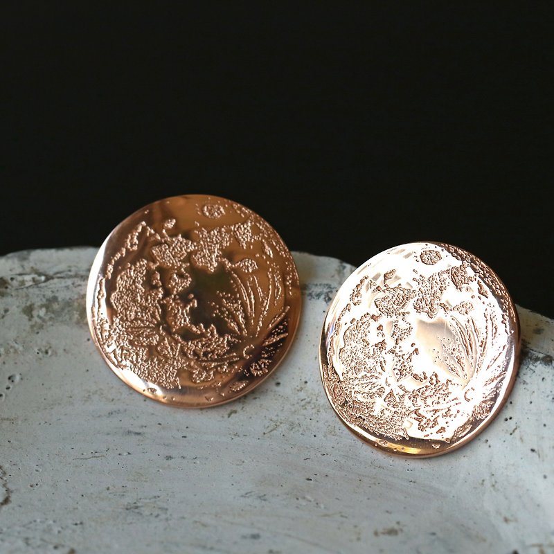 Full Moon Earrings (Strawberry Moon) - Earrings & Clip-ons - Other Metals Gold