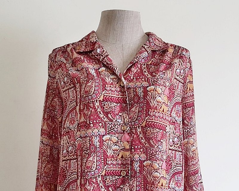 Vintage Pink Novelty Print Blouse - เสื้อผู้หญิง - เส้นใยสังเคราะห์ สึชมพู