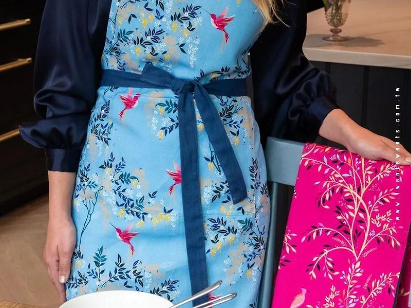 【英國糖果屋】Sara Miller 天藍蜂鳥圍裙 - 其他 - 其他材質 黑色
