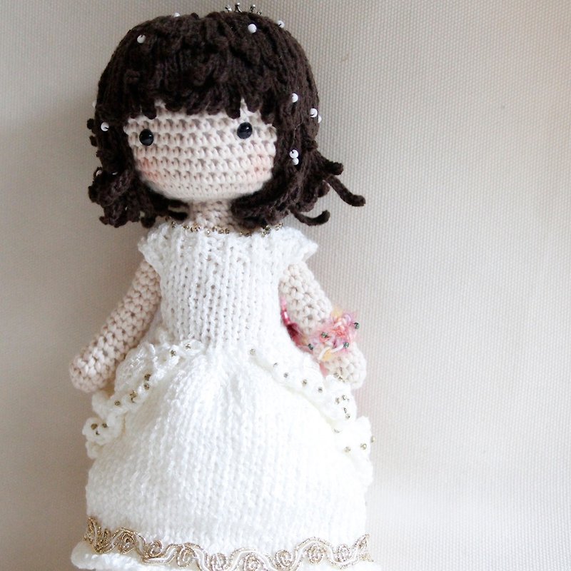 Handhook Doll Little Beauty Doll White Queen Alice in Wonderland White Luxury Dress Bridal Ceremony - ตุ๊กตา - ขนแกะ ขาว