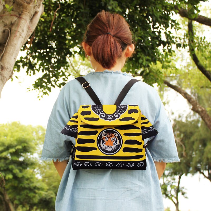 " Hu Yeh " Mediuem Tiger Bag YELLOW - กระเป๋าแมสเซนเจอร์ - เส้นใยสังเคราะห์ สีเหลือง