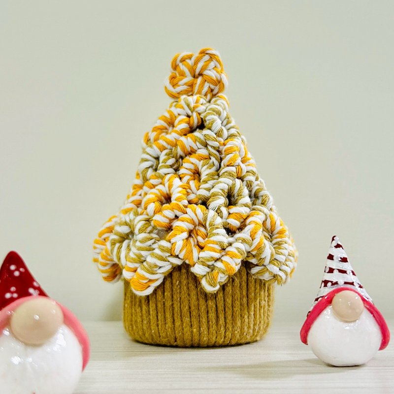 【Handmade】Crocheted Christmas Tree Earring Display, Christmas Ornament, with 1 String of Christmas Lights - Items for Display - Cotton & Hemp Multicolor