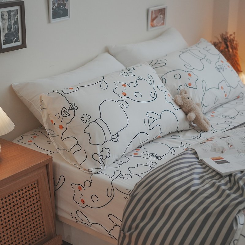Yuanyuan cat four seasons brushed cloth made in Taiwan [a set of super limit] - Bedding - Polyester White