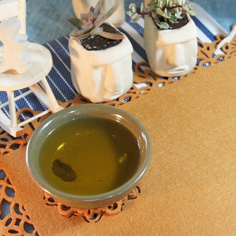 Dark green small plate, small dish, small bowl, incense plate - about 11.4 cm in diameter - จานเล็ก - ดินเผา สีเขียว