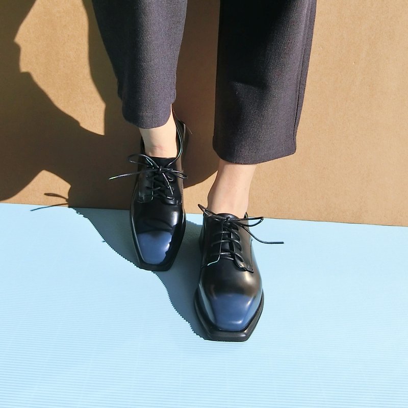 Square-head leather Derby shoes || Portland Freedom Avenue Crystal Indigo || #8149 - Women's Oxford Shoes - Genuine Leather Blue