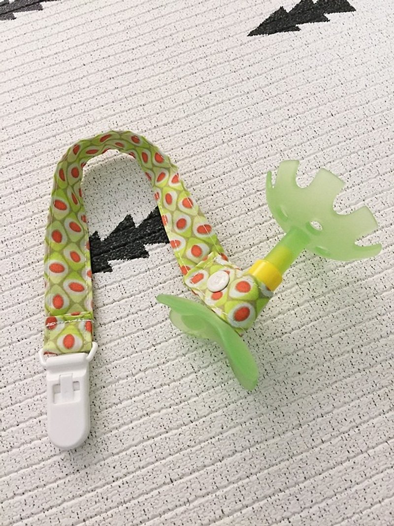 hairmo personality Neon Green pacifier chain/handkerchief clip/toy chain - ผ้ากันเปื้อน - ผ้าฝ้าย/ผ้าลินิน สีเหลือง