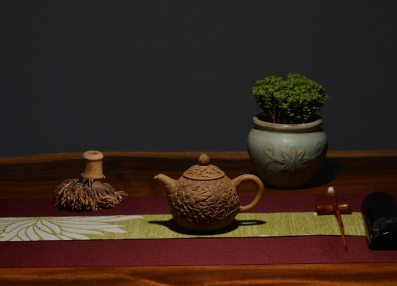 Chinese style purple clay teapot Qiu Shuwei pottery sculpture Li Kunyuan teapot - Teapots & Teacups - Other Materials 