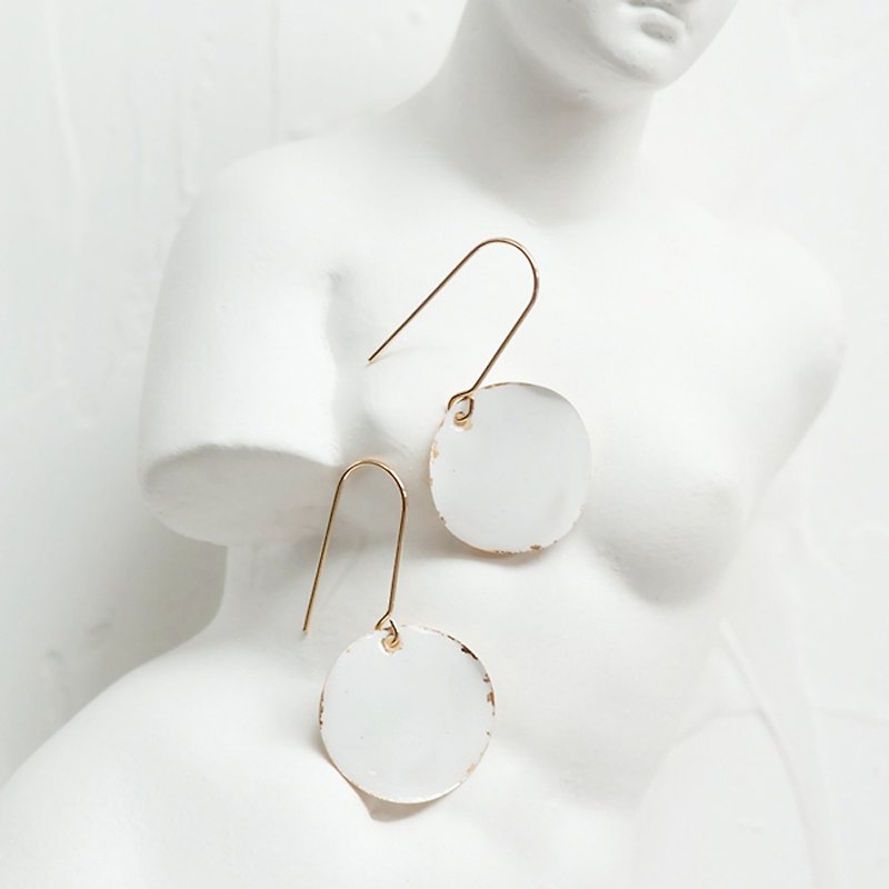 Frost homemade hand-painted artistic enamel sense 18k gold-plated ear clip earrings - Earrings & Clip-ons - Copper & Brass Gold