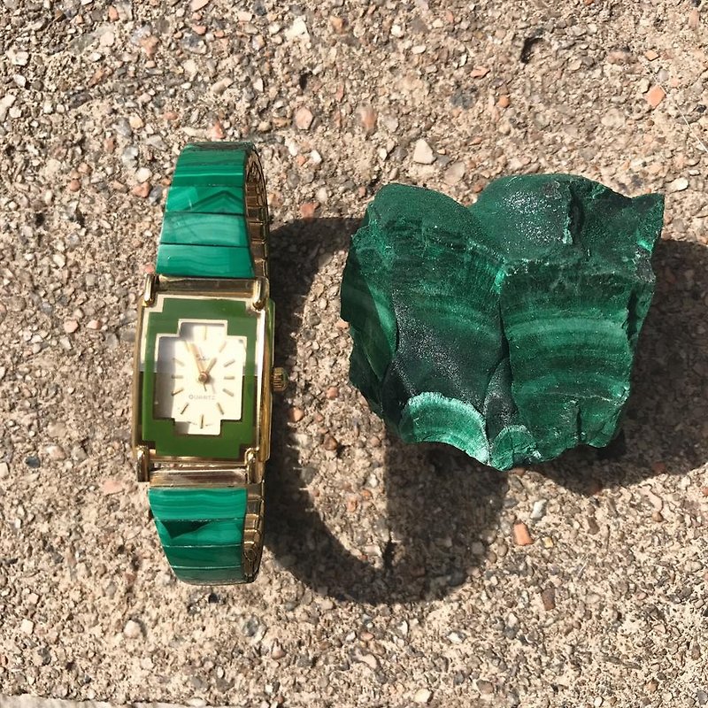 【Lost And Find】vintage style Natural Malachite watch - สร้อยข้อมือ - เครื่องเพชรพลอย สีเขียว