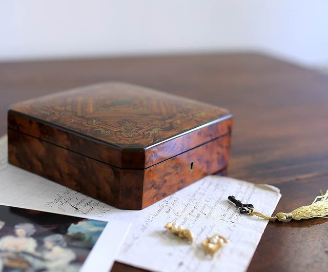19世紀ナポレオンⅢ世時代のジュエリーケース【フランスアンティーク】 19世紀ナポレオンⅢ世時代のジュエリーケース【フランス