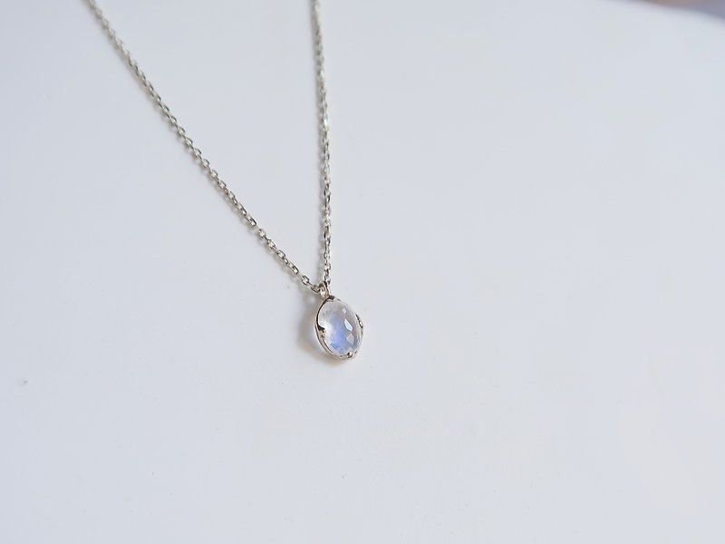925 sterling silver moonstone oval angle diamond necklace clavicle chain long chain free gift packaging - สร้อยคอ - เงินแท้ สีดำ