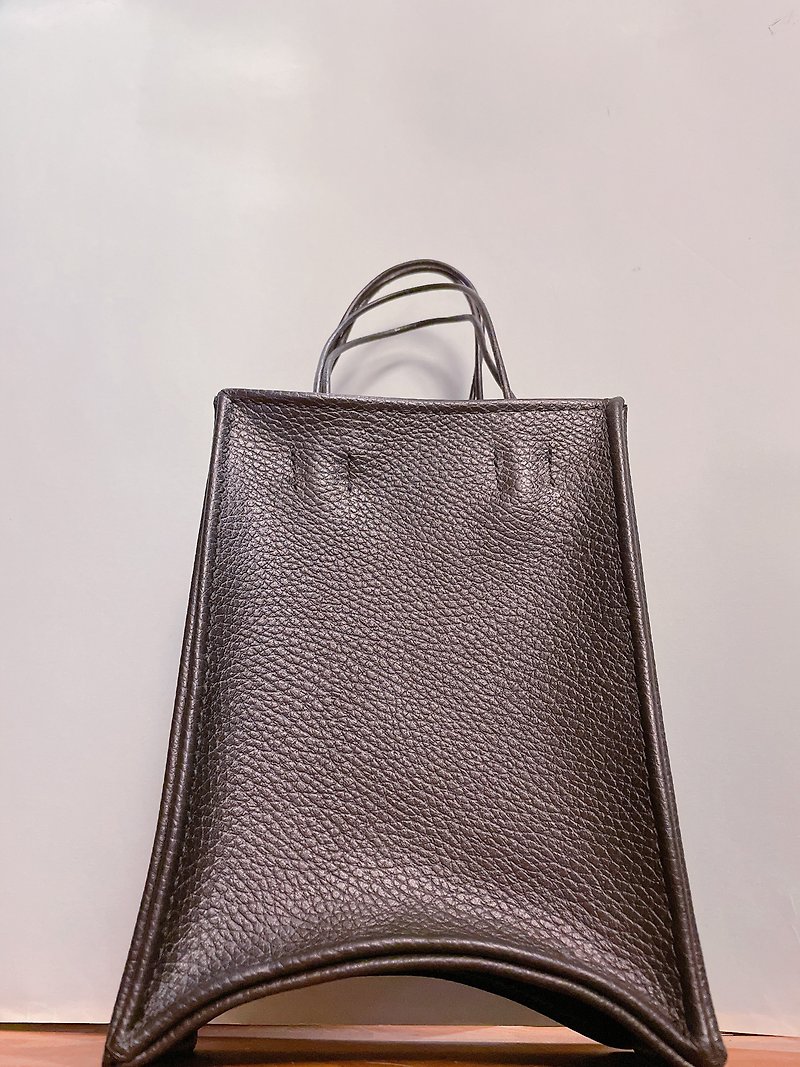 A5 leather bag - Handbags & Totes - Genuine Leather Black