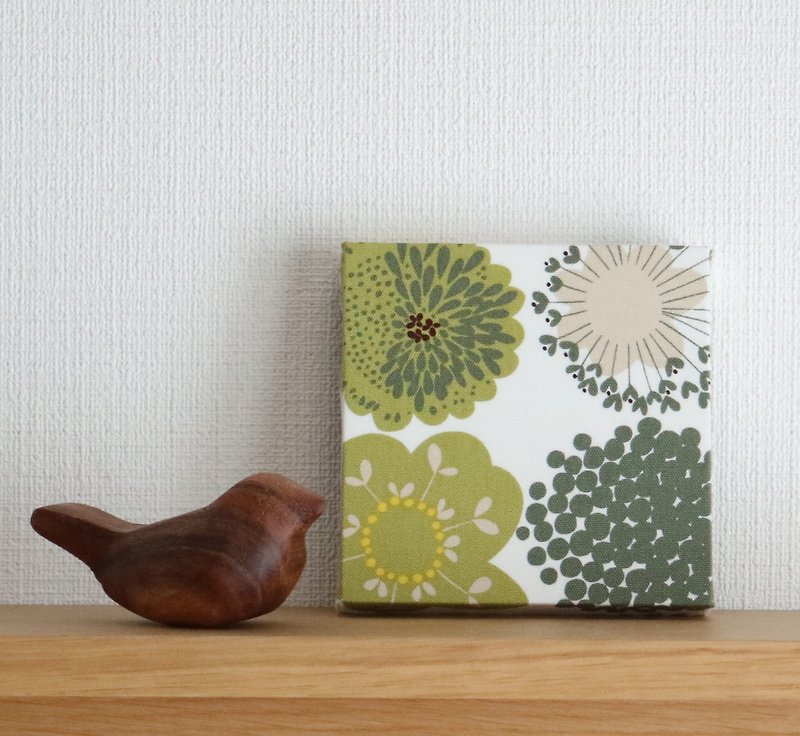 12x12cm Fabric Panel [Green Flower] - ตกแต่งผนัง - ผ้าฝ้าย/ผ้าลินิน สีเขียว