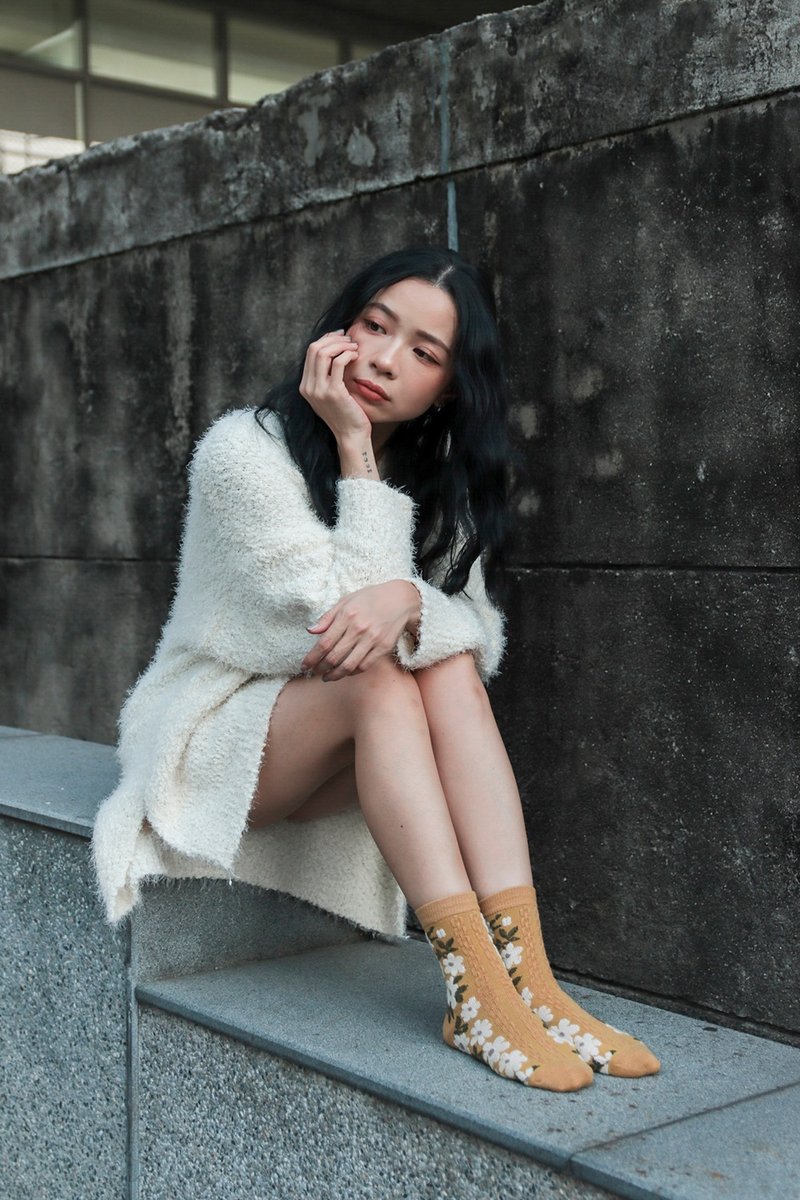 unni花之物語羊絨襪 襪子 鞋履襪品 socks 中筒襪 女襪 保暖 刷毛 - 襪子 - 羊毛 橘色